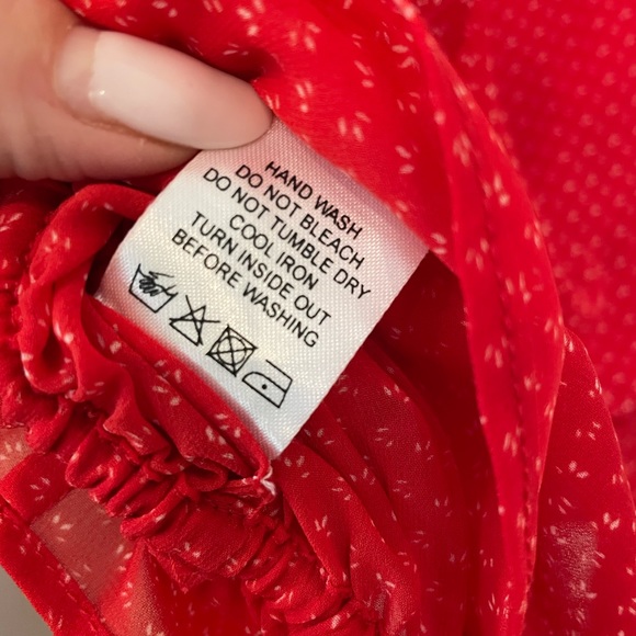 Lovers + Friends Red, off the shoulder Top, Like New - Picture 7 of 7